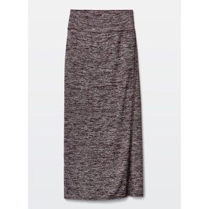 Aritzia WILFRED FREE Midi Skirt- Medium